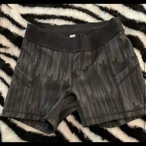 Lululemon Shorts 4”